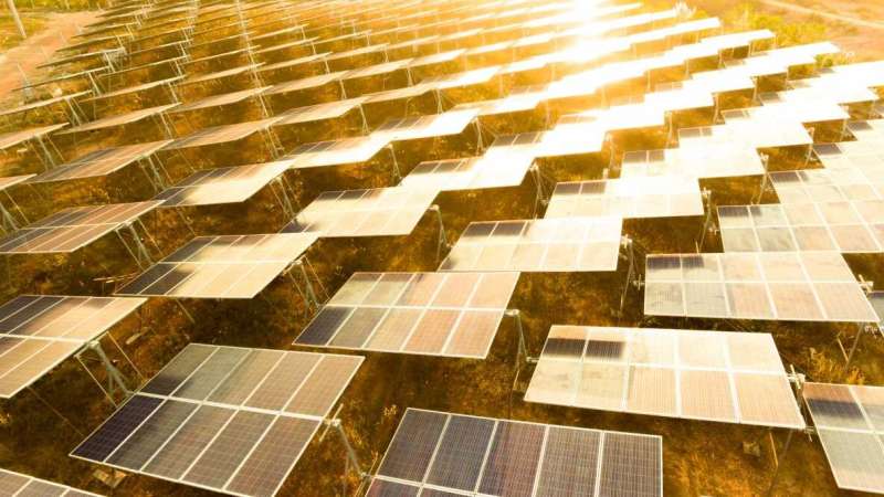 Novel battery storage with solar power could be low-cost clean energy solution