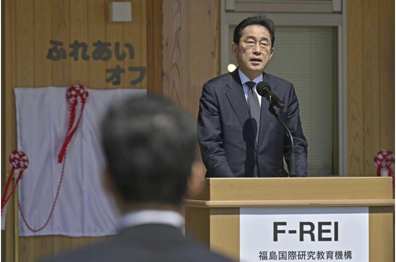 Small areas reopen near Fukushima nuclear plant, few return